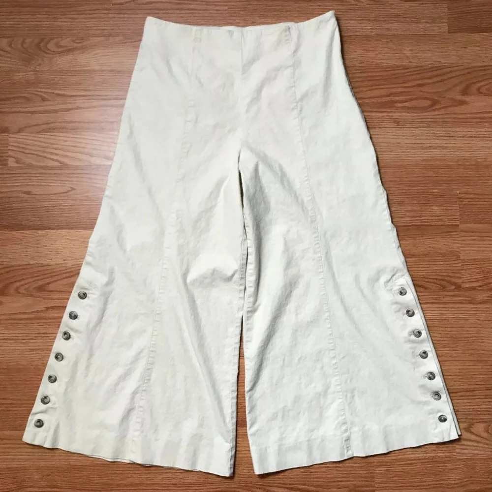 ANTHROPOLOGIE COLLETTES - Picture 3 of 8